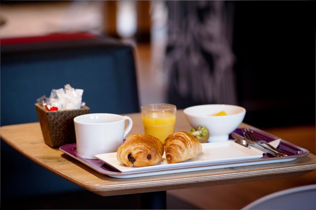 Готель Ibis Agen Centre Gare Екстер'єр фото