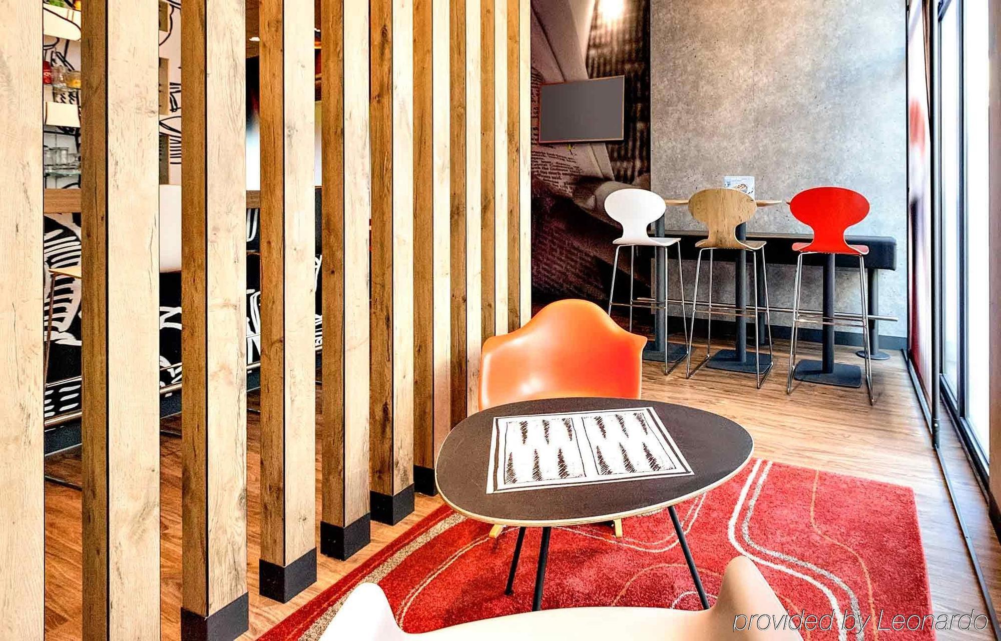 Готель Ibis Agen Centre Gare Екстер'єр фото