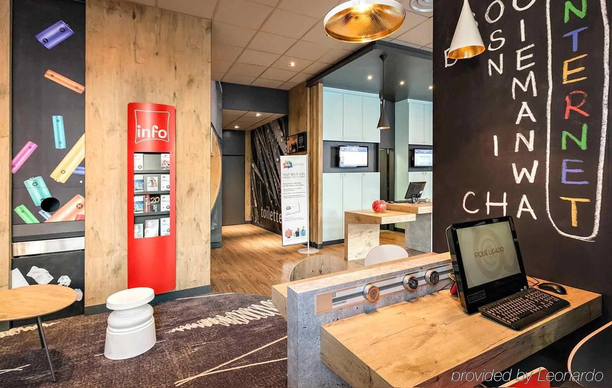 Готель Ibis Agen Centre Gare Екстер'єр фото