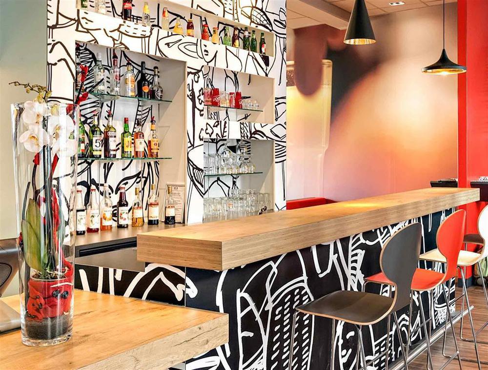 Готель Ibis Agen Centre Gare Інтер'єр фото